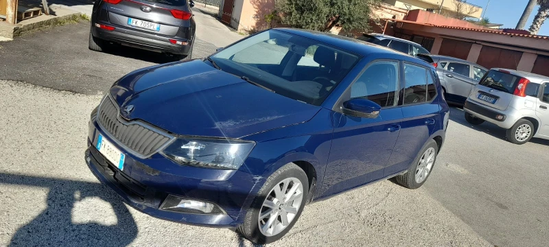 Skoda Fabia 1.0 Бенз Газ , снимка 4 - Автомобили и джипове - 48695665