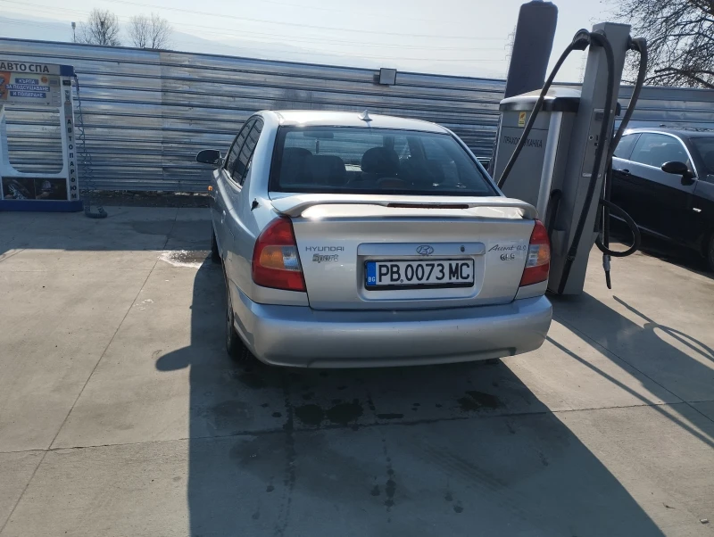 Hyundai Accent, снимка 2 - Автомобили и джипове - 49034509