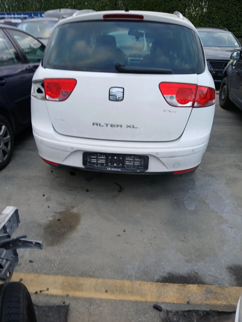 Seat Altea 1.6, снимка 6 - Автомобили и джипове - 49999291
