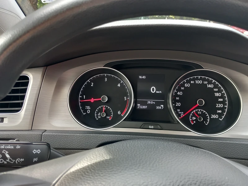 VW Golf Variant, снимка 9 - Автомобили и джипове - 51749652