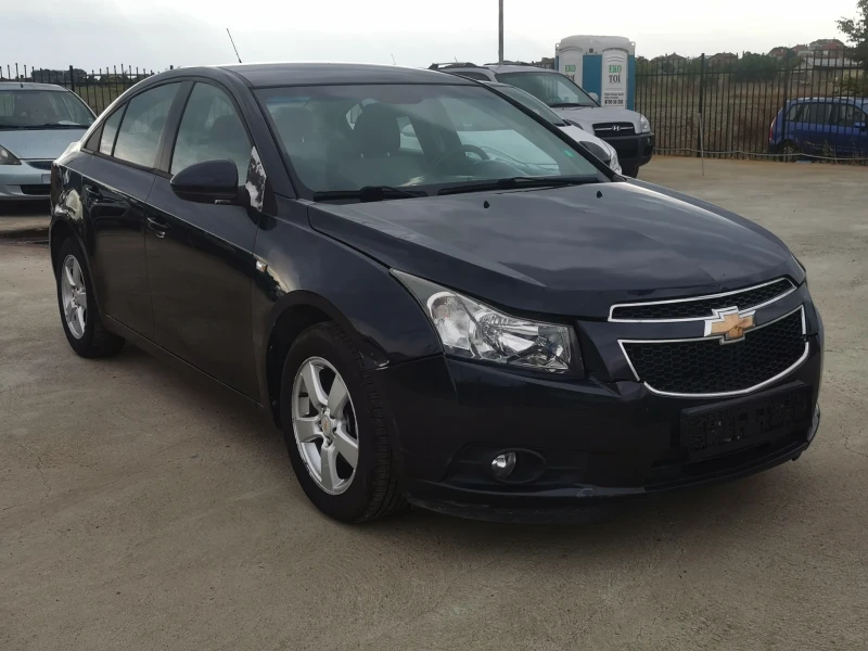 Chevrolet Cruze 1, 6i, снимка 3 - Автомобили и джипове - 52043329