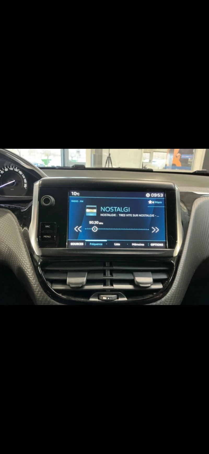 Peugeot 2008 1.5HDI/SIGNATURE/07.2019г/ОЧАКВАН ВНОС/, снимка 11 - Автомобили и джипове - 52817740