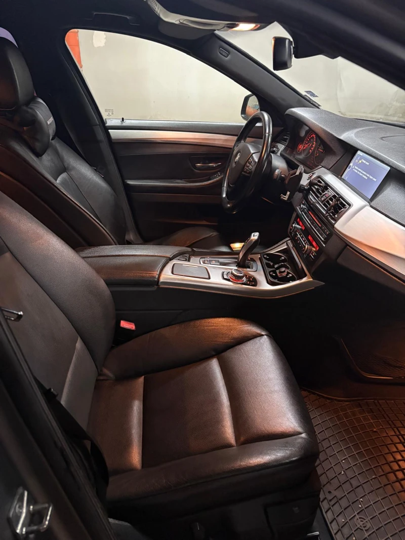 BMW 520 184к.с. 8ZF Kожа Много запазена , снимка 10 - Автомобили и джипове - 53223607