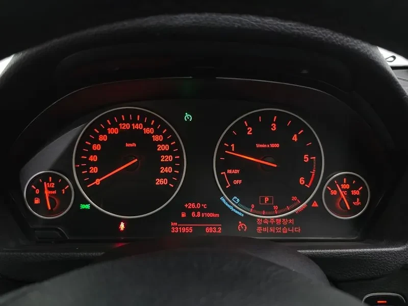 BMW 320 D F30, снимка 8 - Автомобили и джипове - 55789729