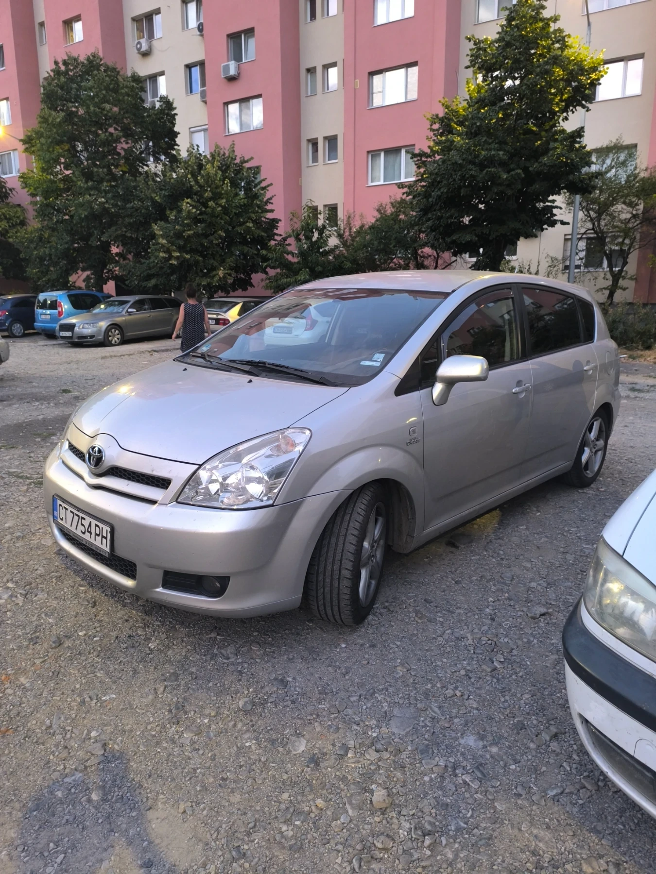 Toyota Corolla verso  - изображение 2