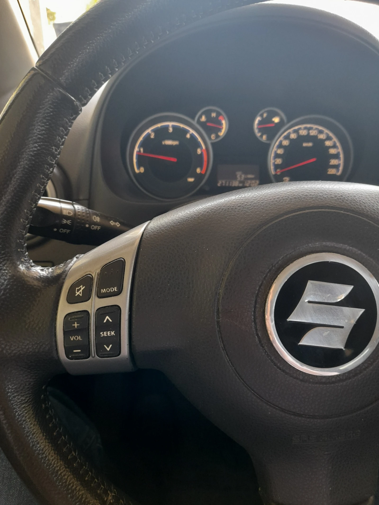 Suzuki SX4 DDiS 1.6 - изображение 8