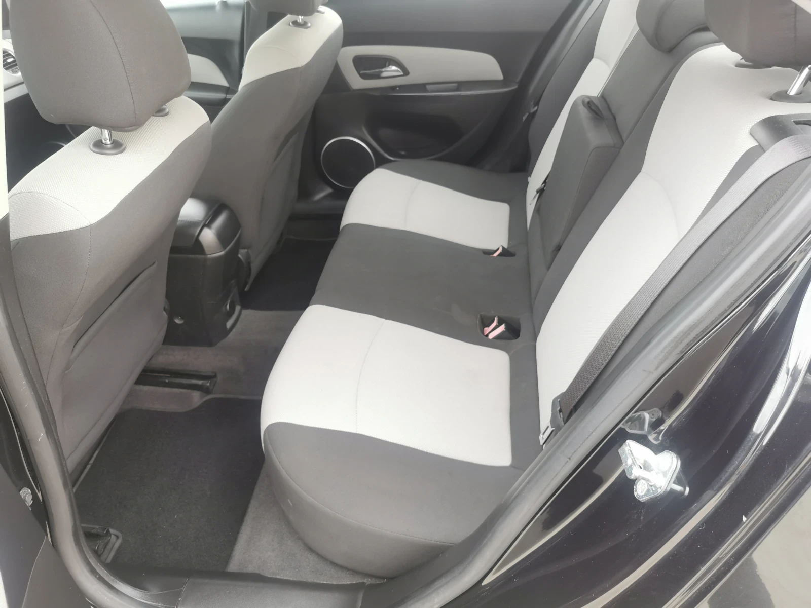 Chevrolet Cruze 1, 6i | Mobile.bg   13