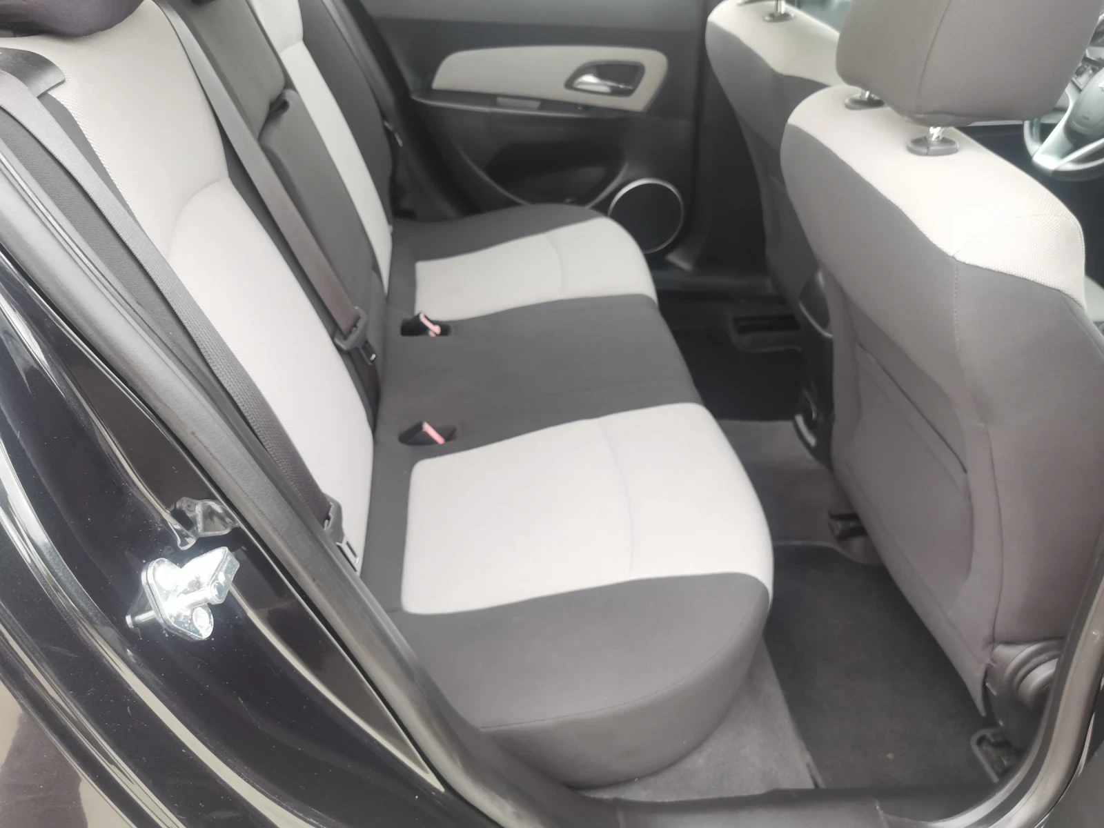 Chevrolet Cruze 1, 6i | Mobile.bg   14