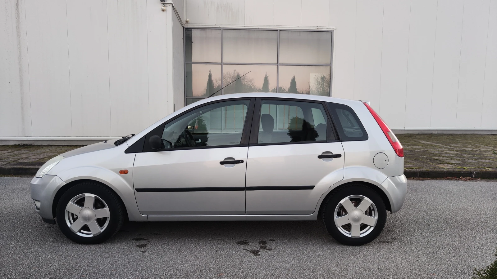 Ford Fiesta 1.4i 80к.с. Евро 4  - изображение 7