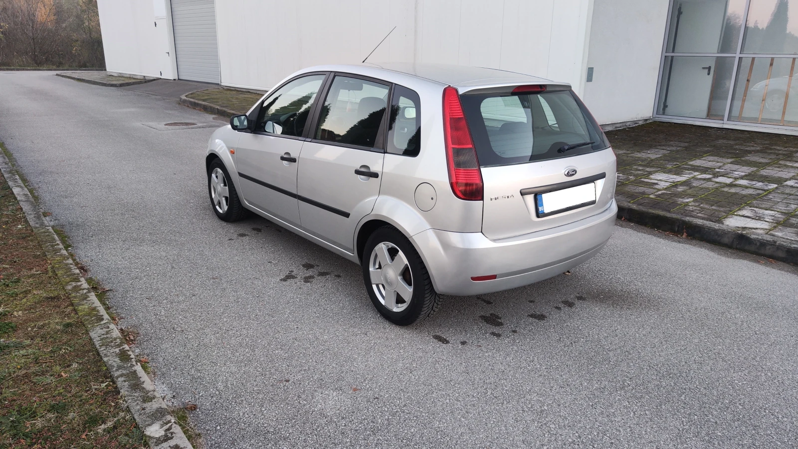 Ford Fiesta 1.4i 80к.с. Евро 4  - изображение 5