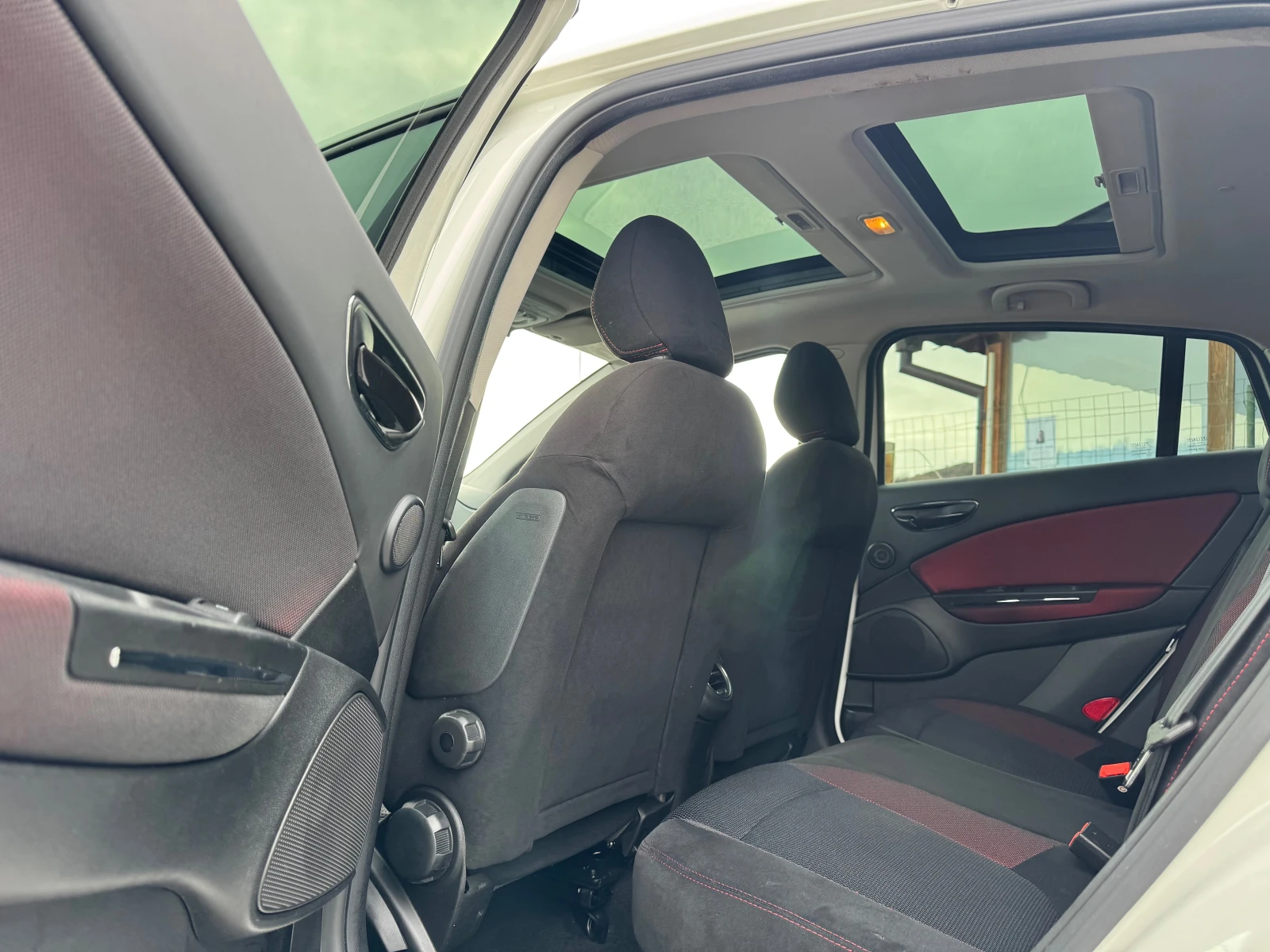 Fiat Bravo 1.4T-6 speed Газ - изображение 9