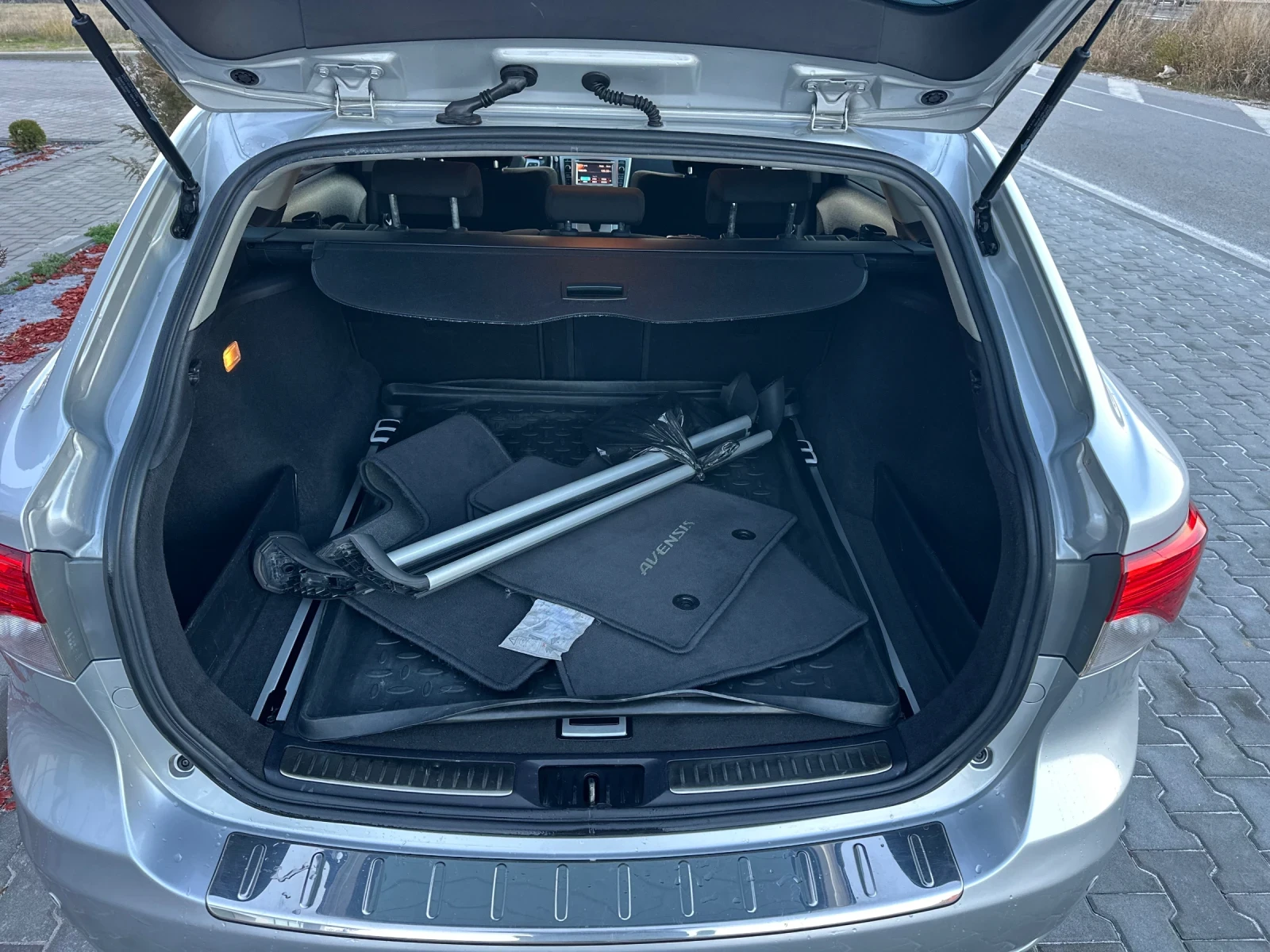 Toyota Avensis 2.0D4d/124��/Facelift/����/������/��� | Mobile.bg � ����������� 7