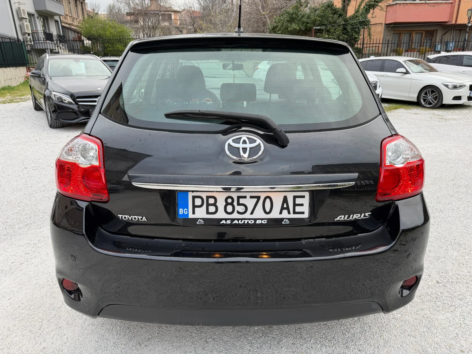 Toyota Auris 2.0 DIESEL * D4D * FACELIFT * РЕГИСТРИРАН, снимка 6 - Автомобили и джипове - 54150513
