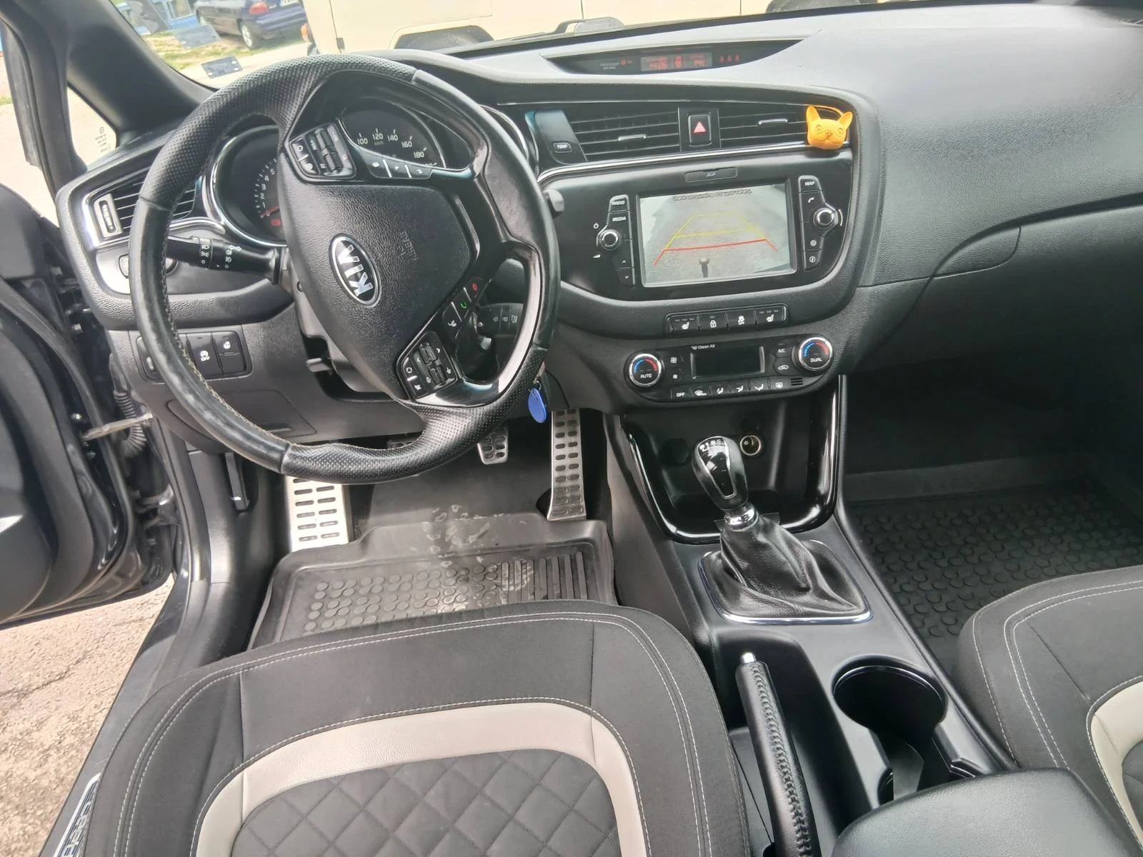 Kia Ceed 1.0 Gdi turbo GT line, снимка 9 - Автомобили и джипове - 54217539