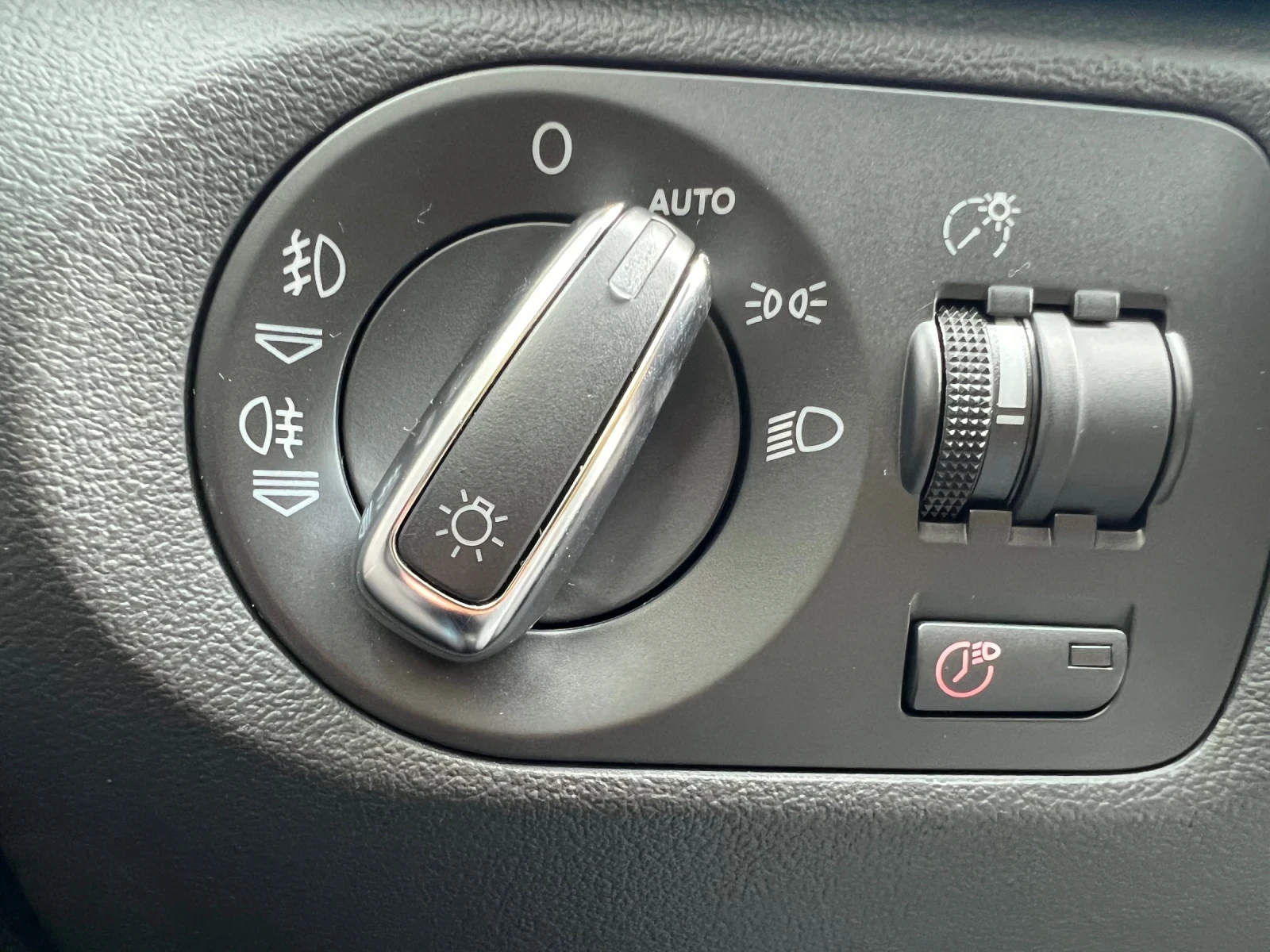 Audi A3 1.4T, снимка 11 - Автомобили и джипове - 54335129