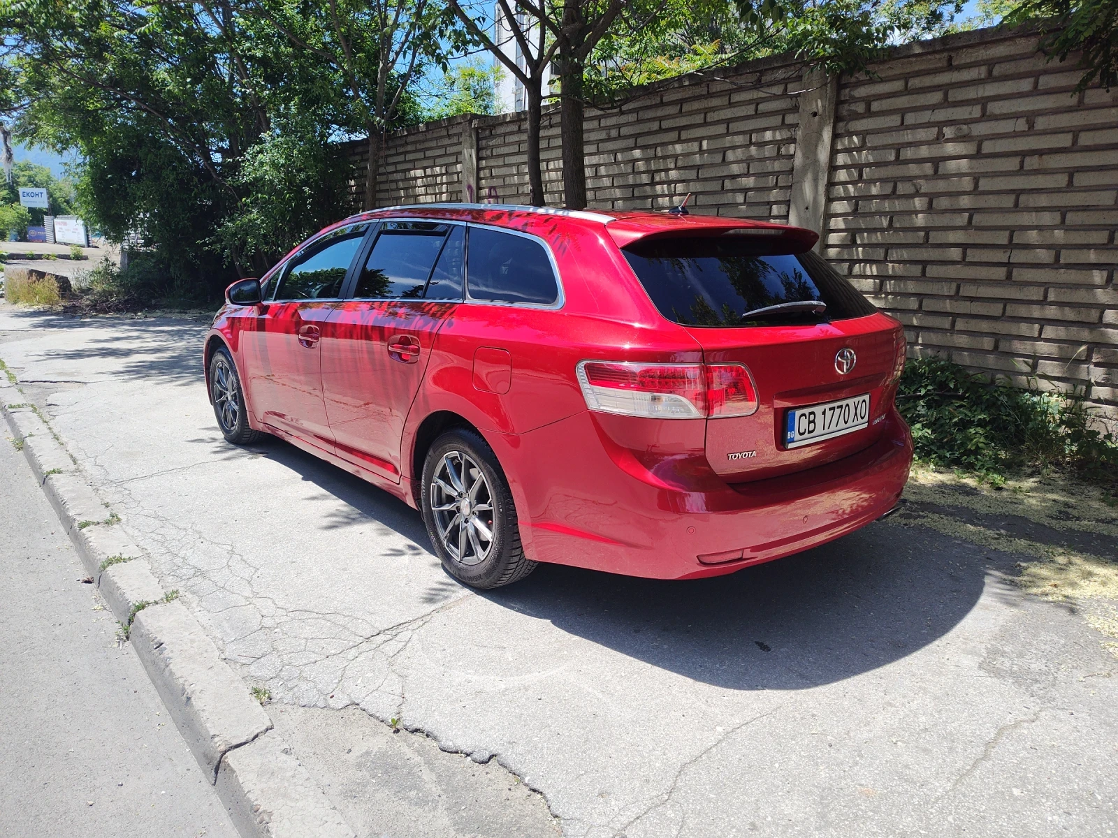 Toyota Avensis Keyless, снимка 4 - Автомобили и джипове - 54616661