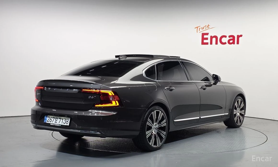 Volvo S90, снимка 2 - Автомобили и джипове - 54719339