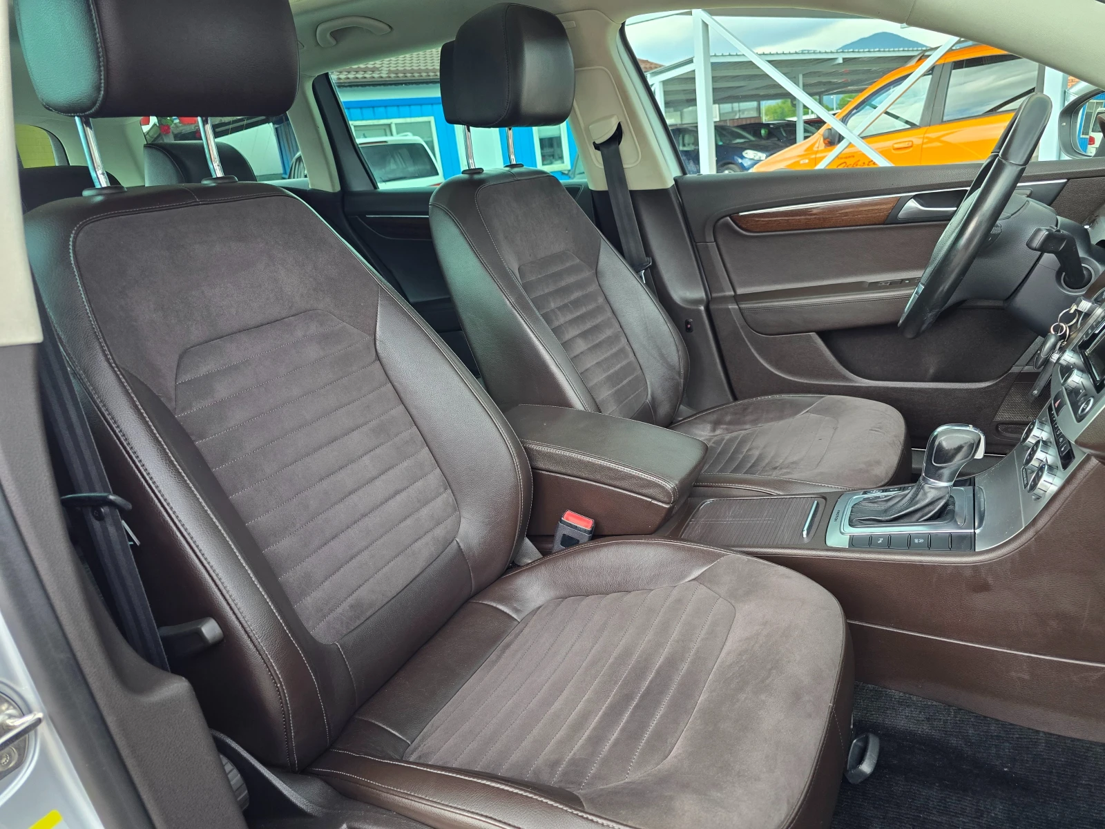 VW Passat 2.0TDI 177кс Rline 4Motion ! ! АВТОМАТИК, снимка 10 - Автомобили и джипове - 54865004
