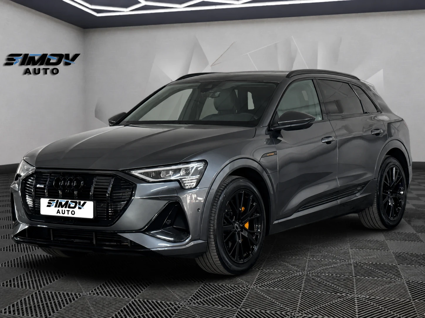 Audi E-Tron 55 S-LINE PLUS 95KWH B&O КОЖА ПОДГРЕВ ПАНОРАМА , снимка 3 - Автомобили и джипове - 55585413