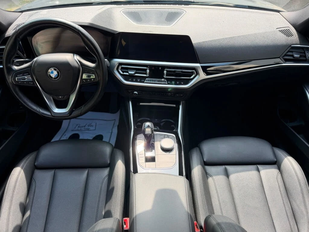 BMW 330 xDrive* АвтоКредит * (Цена до БГ), снимка 6 - Автомобили и джипове - 55630646