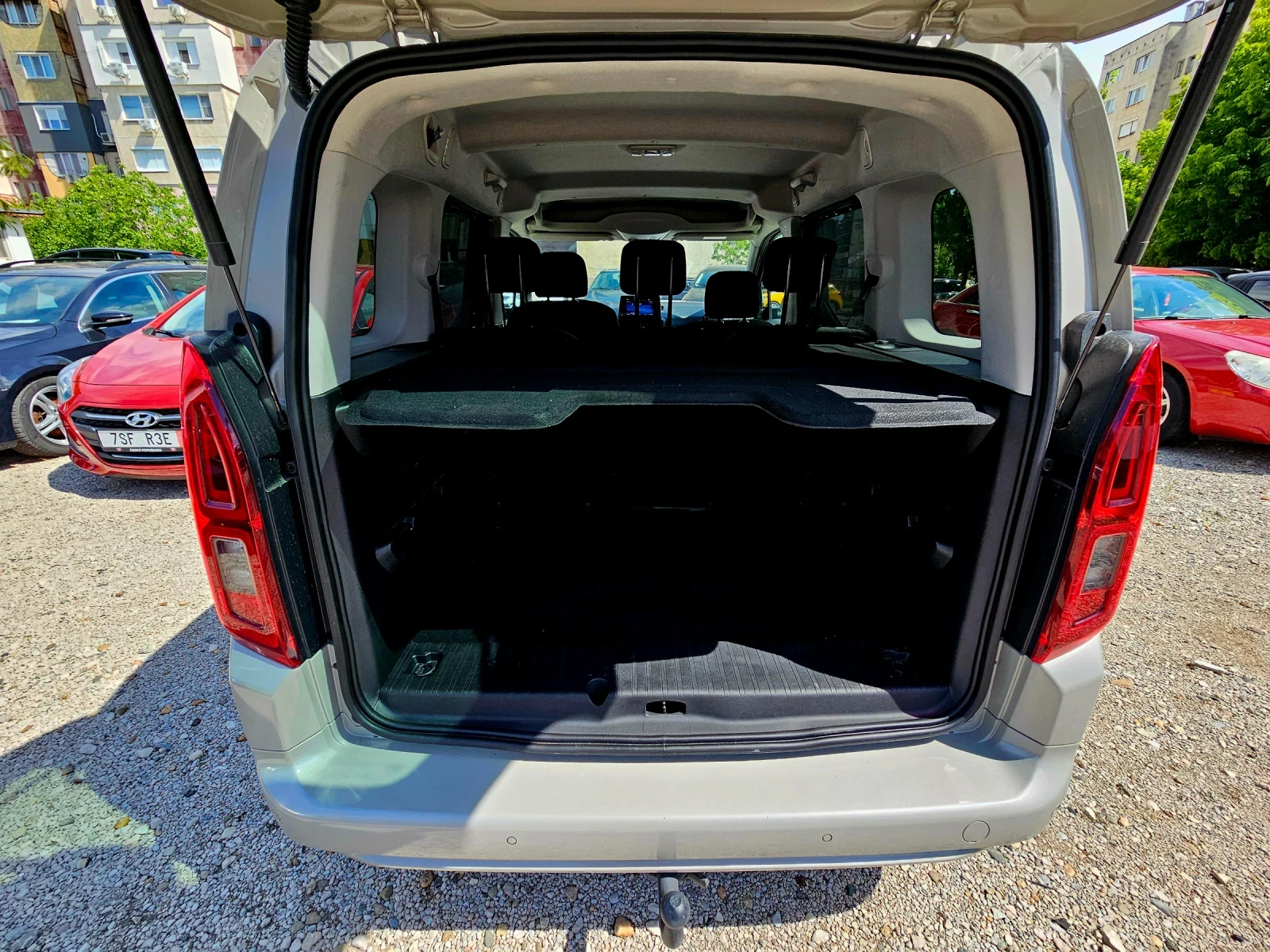 Toyota Proace City Luxuri | Mobile.bg � ����������� 9