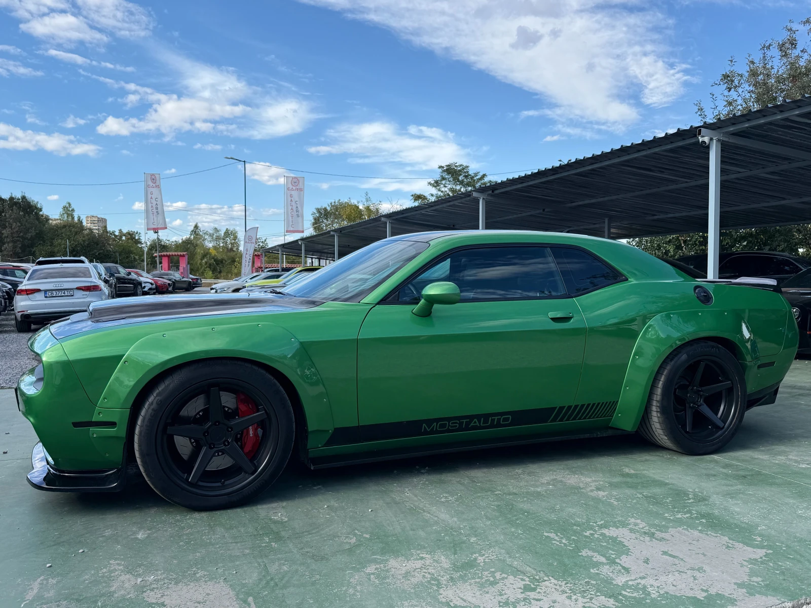 Dodge Challenger HELLCAT