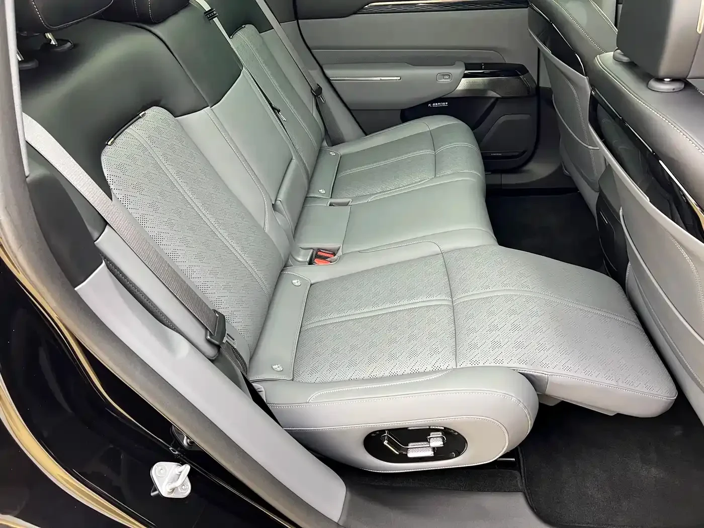 Zeekr 7X 2025 100kWh Long Range AWD Intelligent Driving | Mobile.bg � ����������� 14