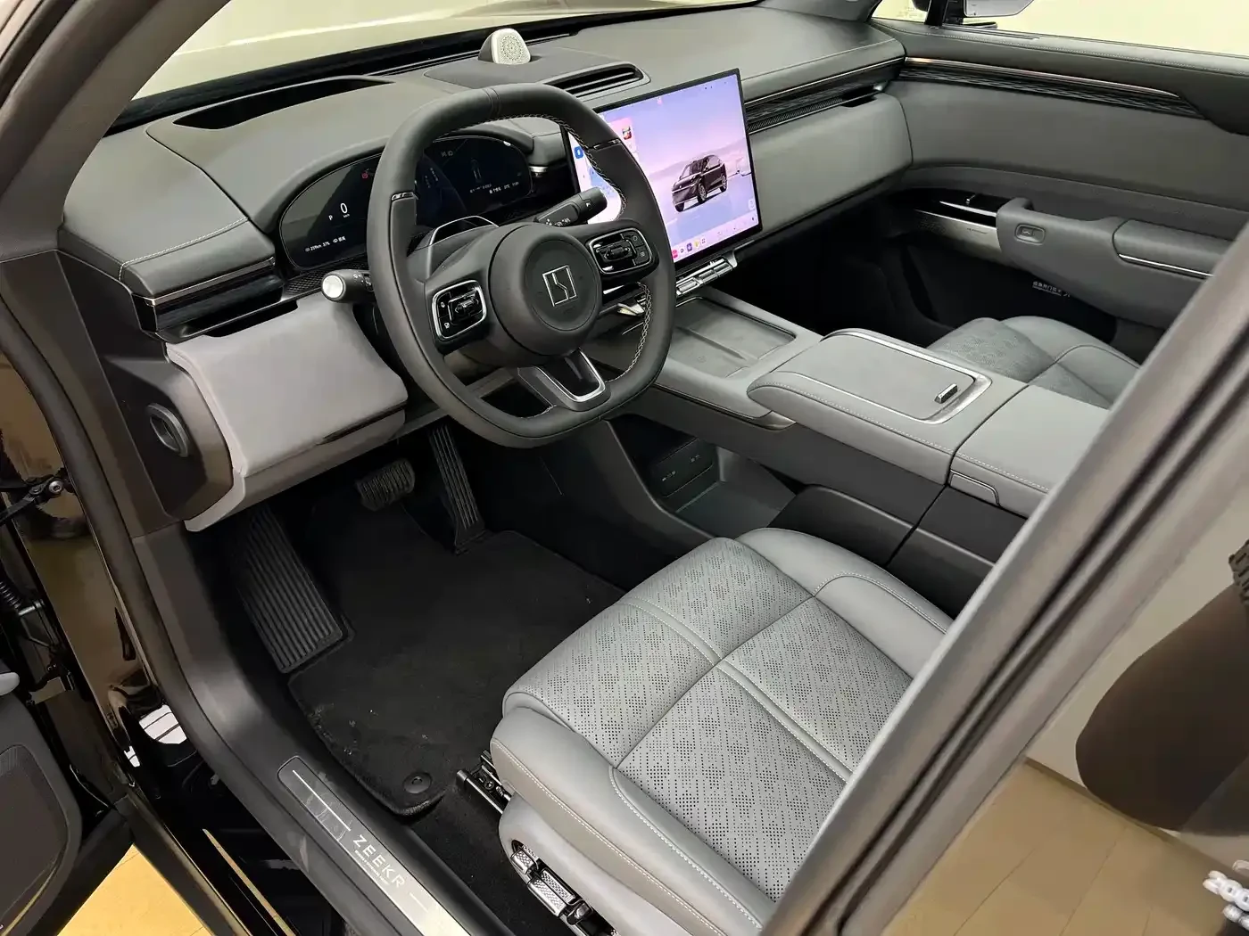 Zeekr 7X 2025 100kWh Long Range AWD Intelligent Driving | Mobile.bg � ����������� 4