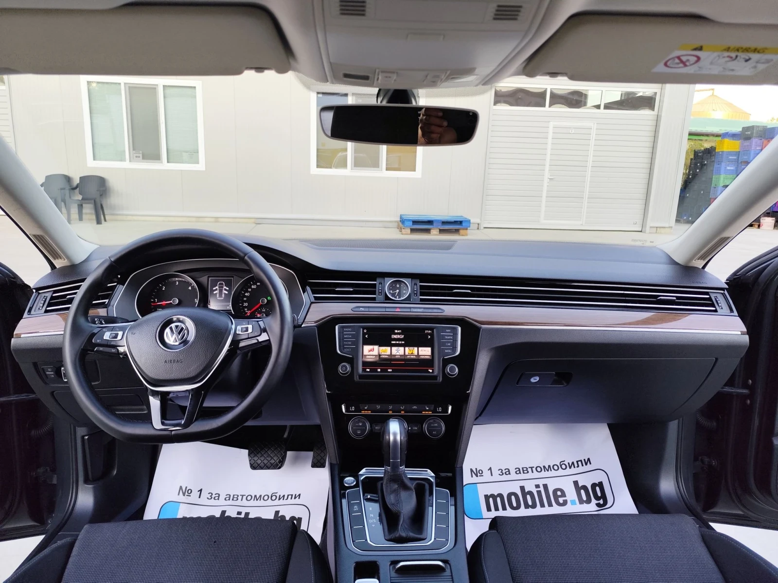 VW Passat 2.0-DSG-LED-NAVI-DISTRONIC-LANE-ASSIST-����� | Mobile.bg � ����������� 12