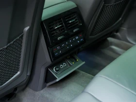 VW Touareg 4MOTION* CAMERA* ОБДУХВ* DISTR* AIR* INNOVISION* , снимка 11