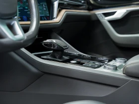 VW Touareg 4MOTION* CAMERA* ОБДУХВ* DISTR* AIR* INNOVISION*  - 41000 € / 80189.03 лв. - 80076650 8