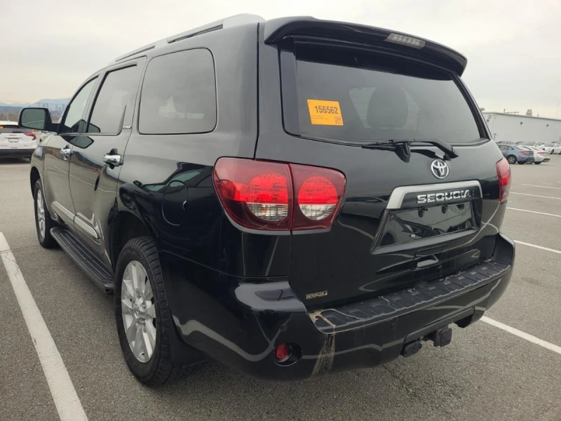 Toyota Sequoia 2022 Toyota Sequoia Platinum, снимка 4 - Автомобили и джипове - 49501487