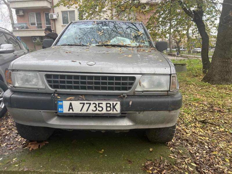 Opel Frontera, снимка 3 - Автомобили и джипове - 52559873