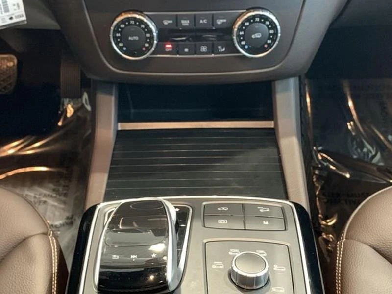 Mercedes-Benz GLS, снимка 15 - Автомобили и джипове - 46923472