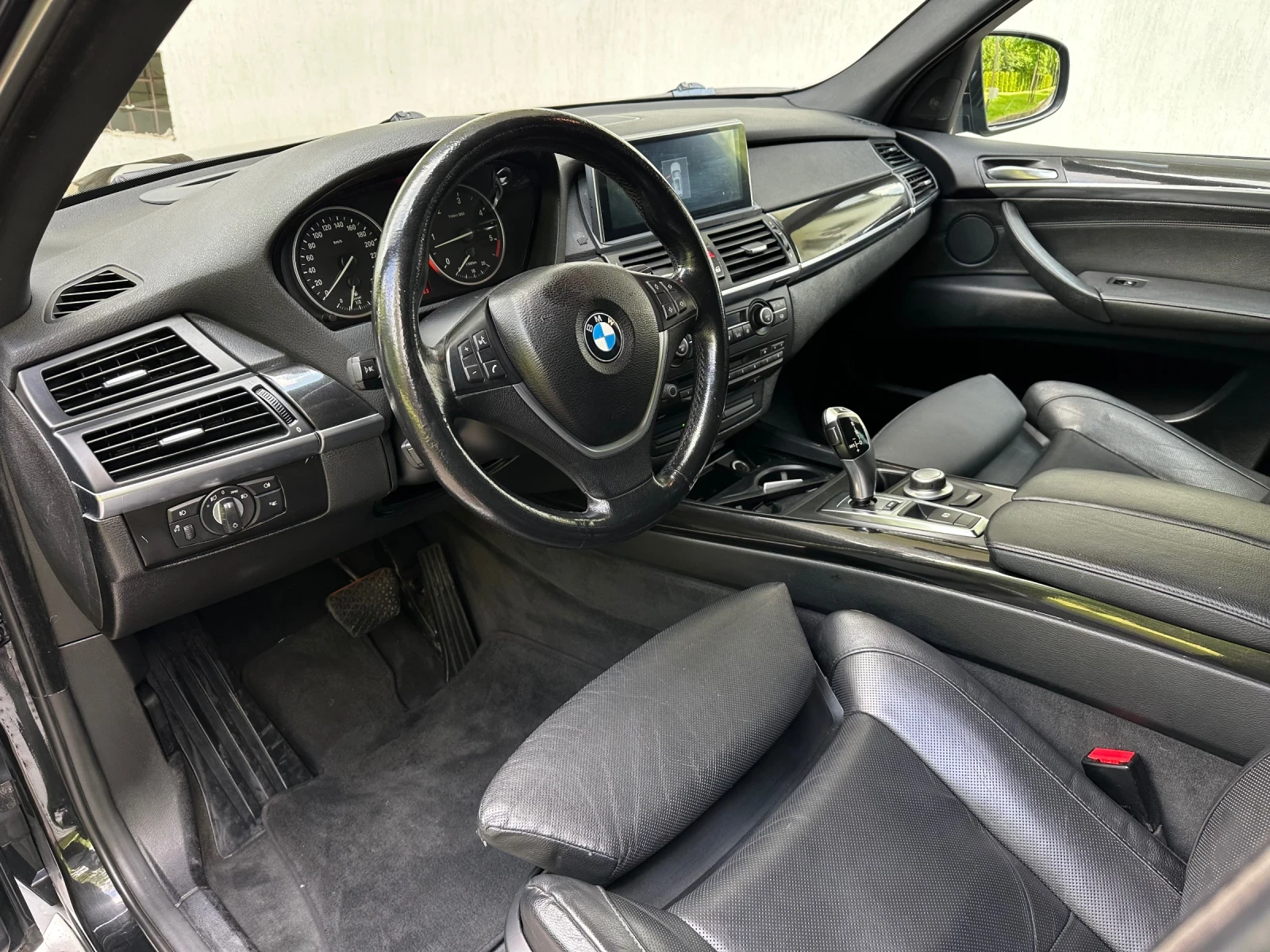 BMW X5 3.0d / ОБДУХВАНЕ / ПАНОРАМА / КАМЕРА - изображение 9