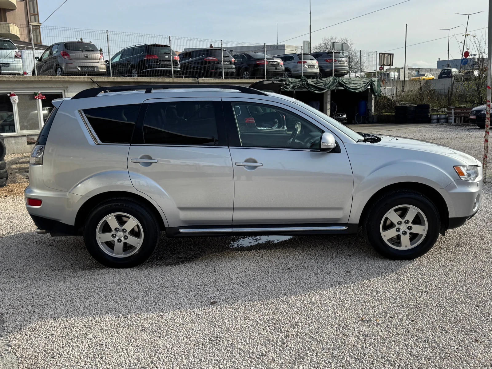 Mitsubishi Outlander 2.2DID-140кс - изображение 3