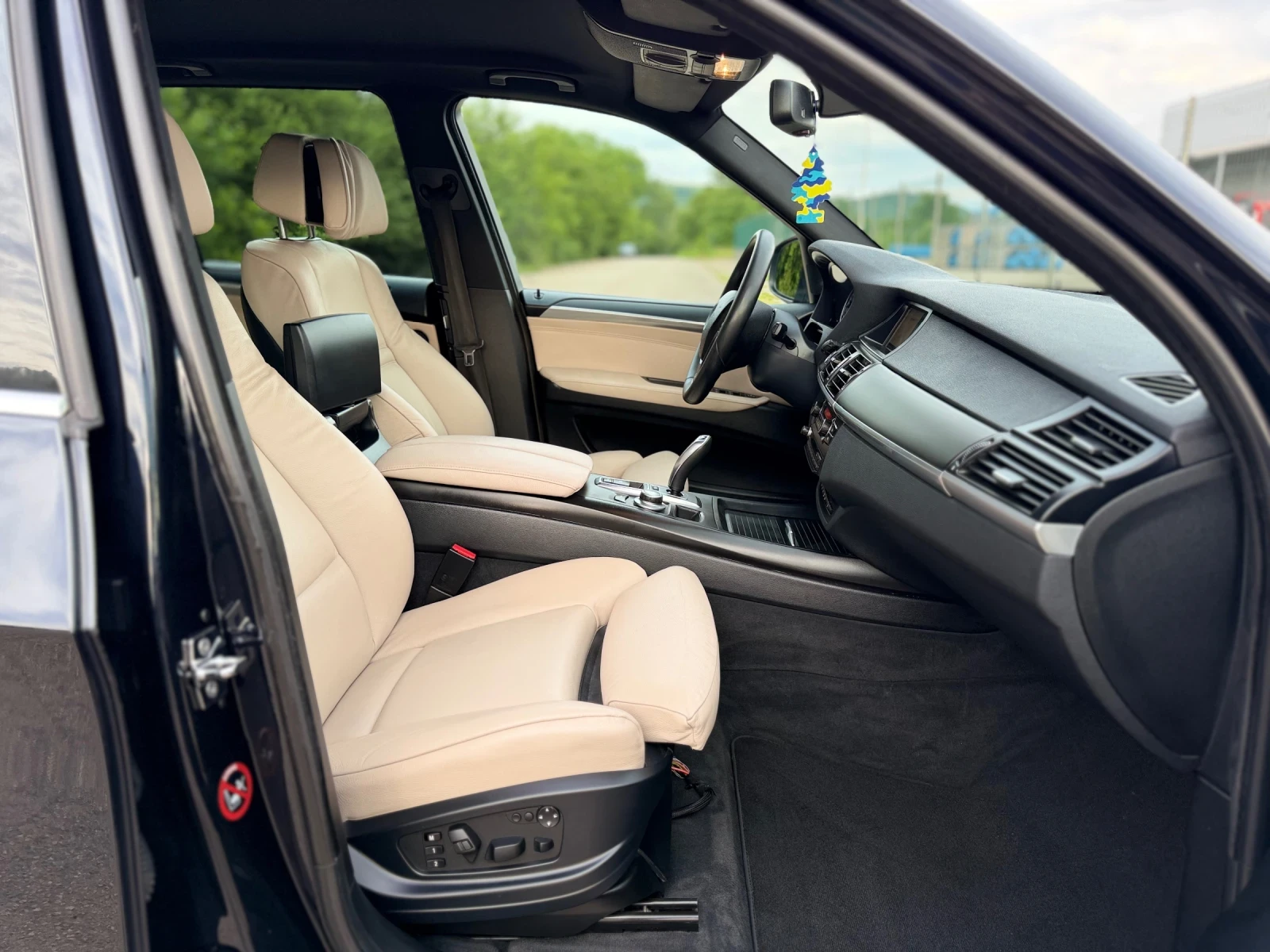 BMW X5 3.5SD~286hp~M-PACKET~FULL, снимка 15 - Автомобили и джипове - 54648231