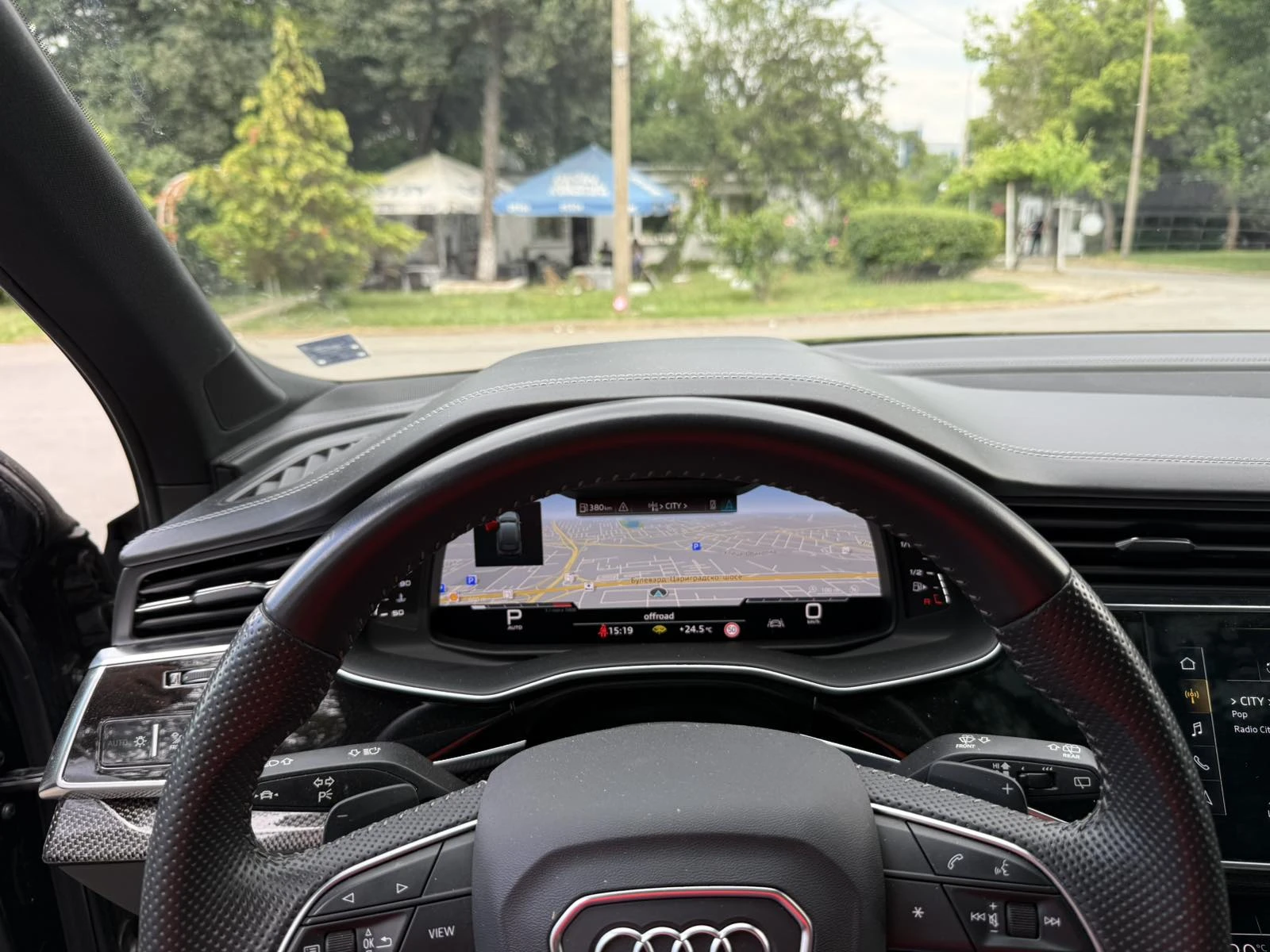 Audi SQ7, снимка 13 - Автомобили и джипове - 56083771
