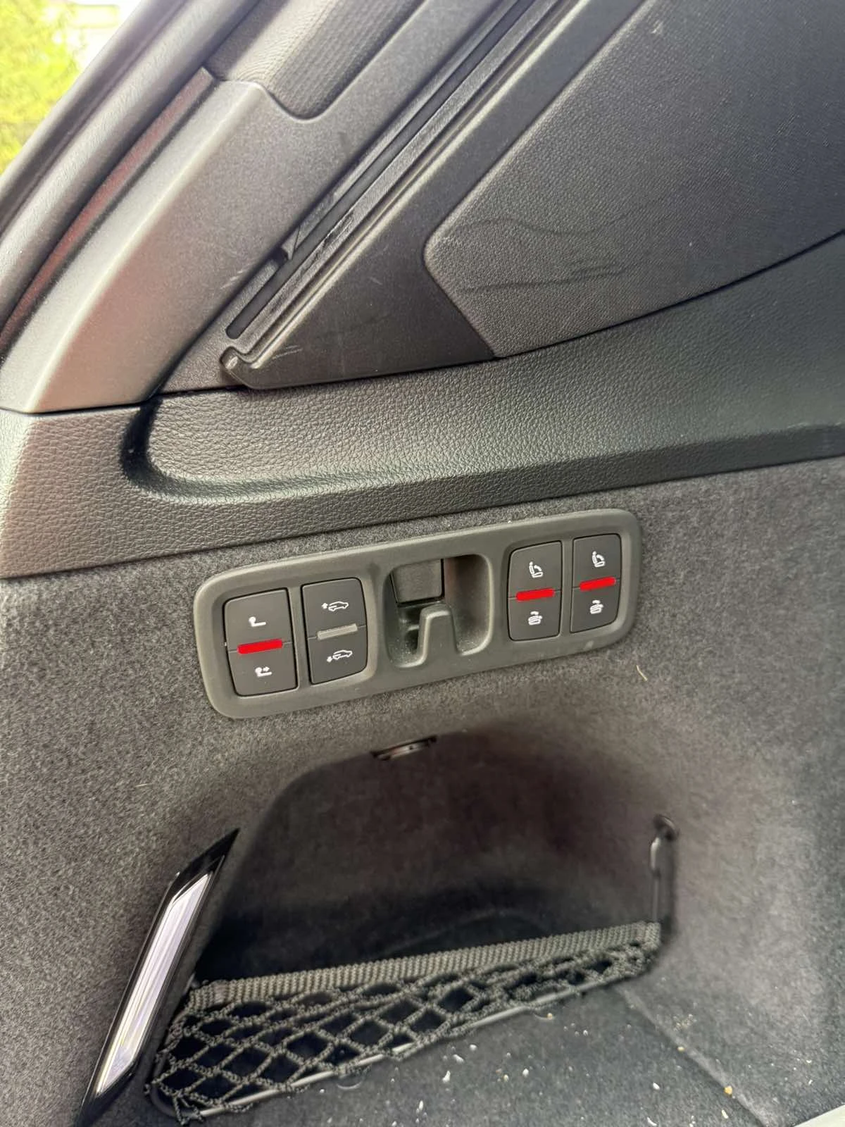 Audi SQ7, снимка 15 - Автомобили и джипове - 56083771