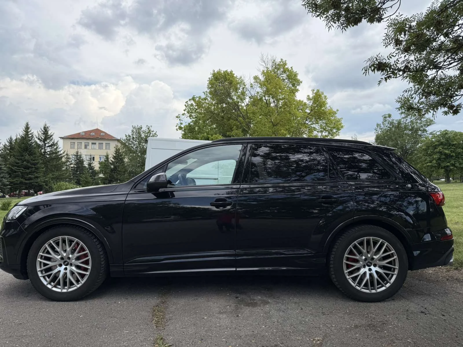 Audi SQ7, снимка 6 - Автомобили и джипове - 56083771
