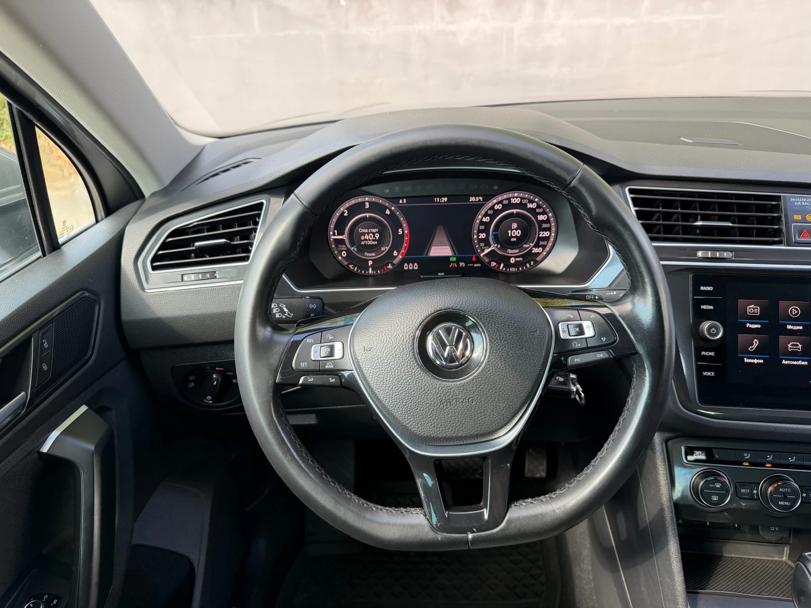 VW Tiguan 2.0TDI DSG HIGHLINE, снимка 10 - Автомобили и джипове - 56254672