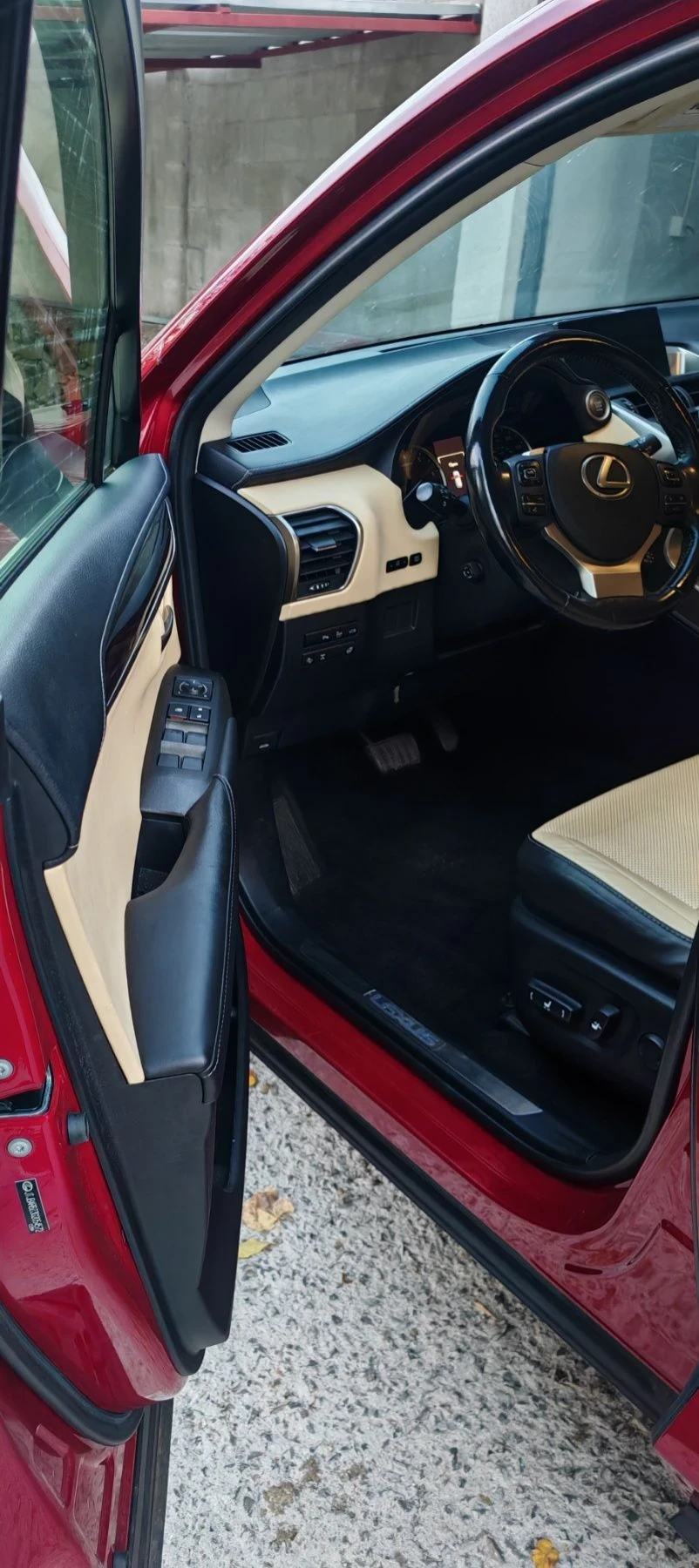 Lexus NX 200t, снимка 5 - Автомобили и джипове - 56452066