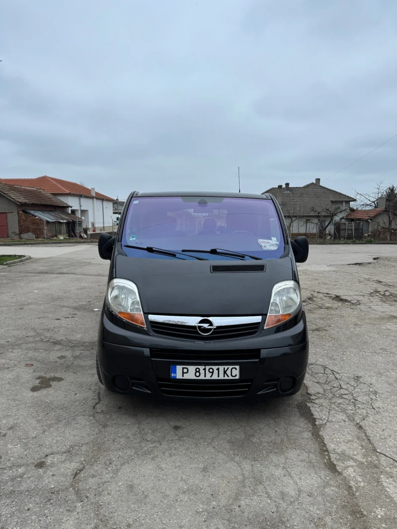 Opel Vivaro 2.5 cdti, снимка 14 - Бусове и автобуси - 49534231