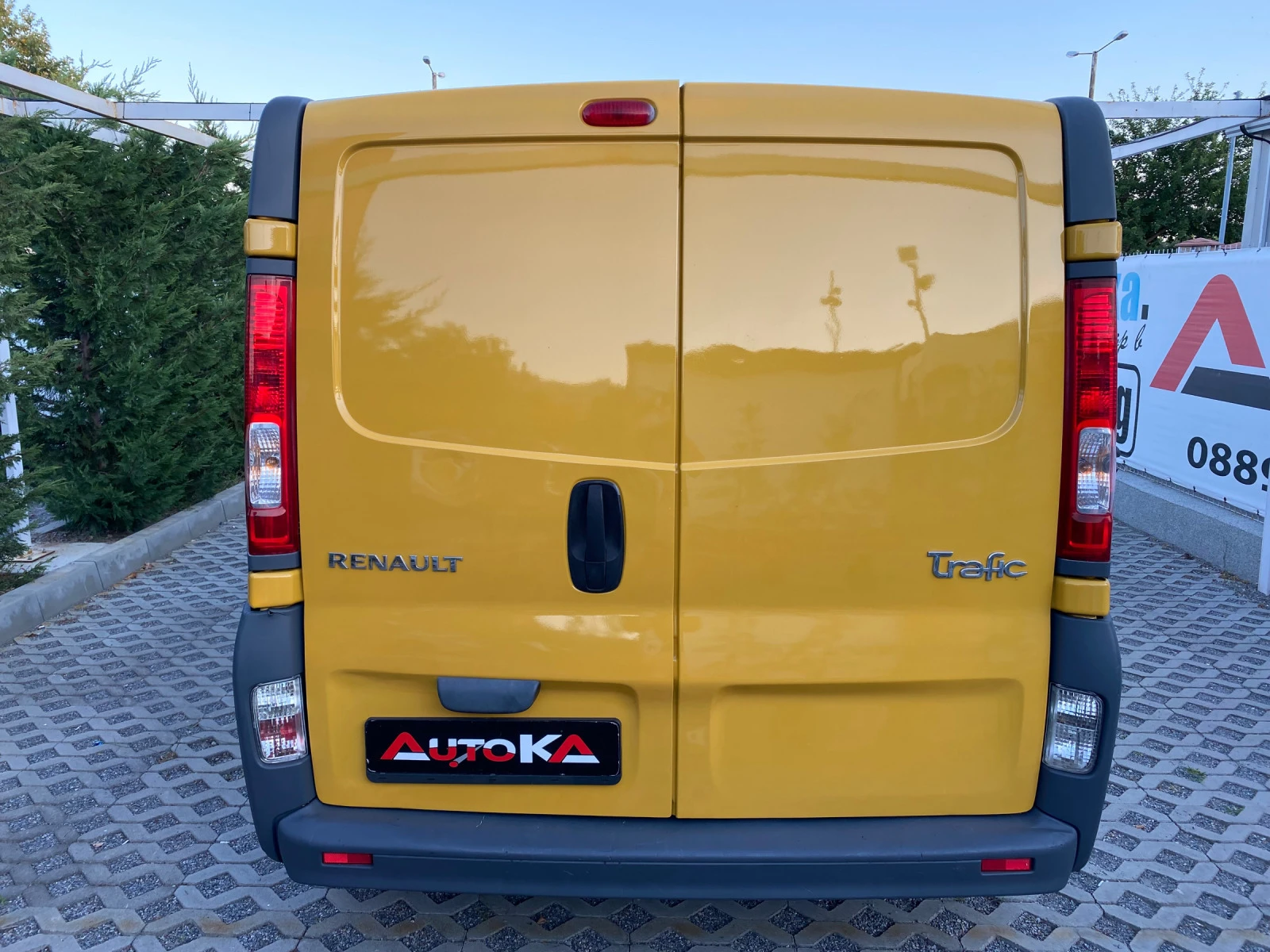 Renault Trafic 2.5DCI-145кс= ДЪЛГА БАЗА= АВТОМАТ= КЛИМАТИК - изображение 4