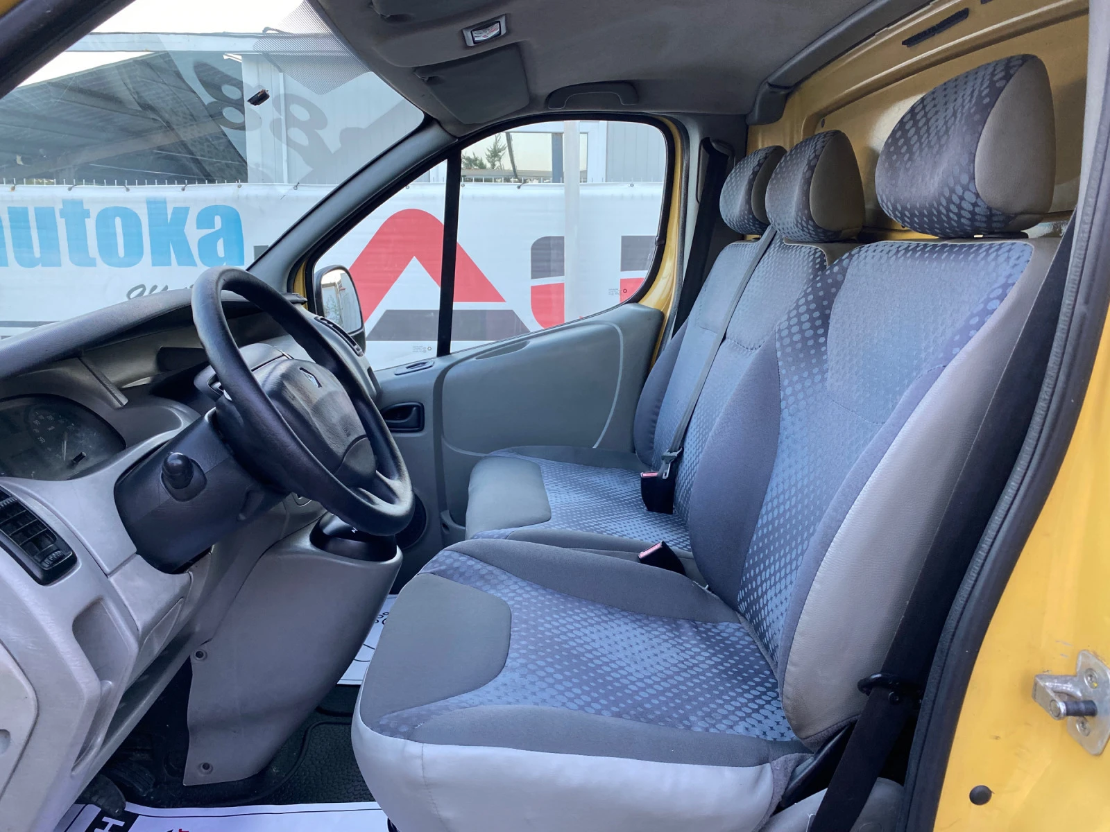 Renault Trafic 2.5DCI-145кс= ДЪЛГА БАЗА= АВТОМАТ= КЛИМАТИК - изображение 7