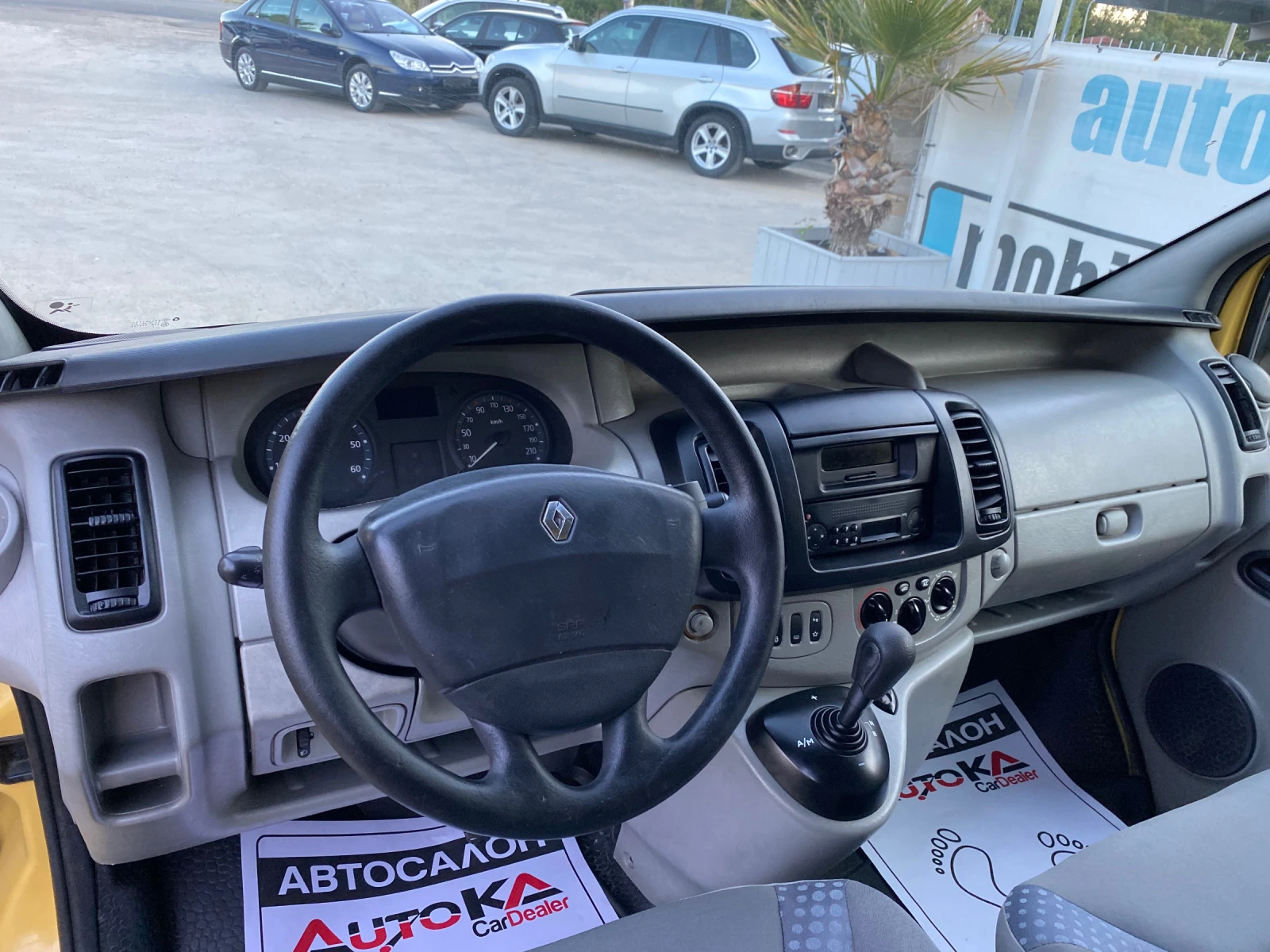 Renault Trafic 2.5DCI-145кс= ДЪЛГА БАЗА= АВТОМАТ= КЛИМАТИК - изображение 8