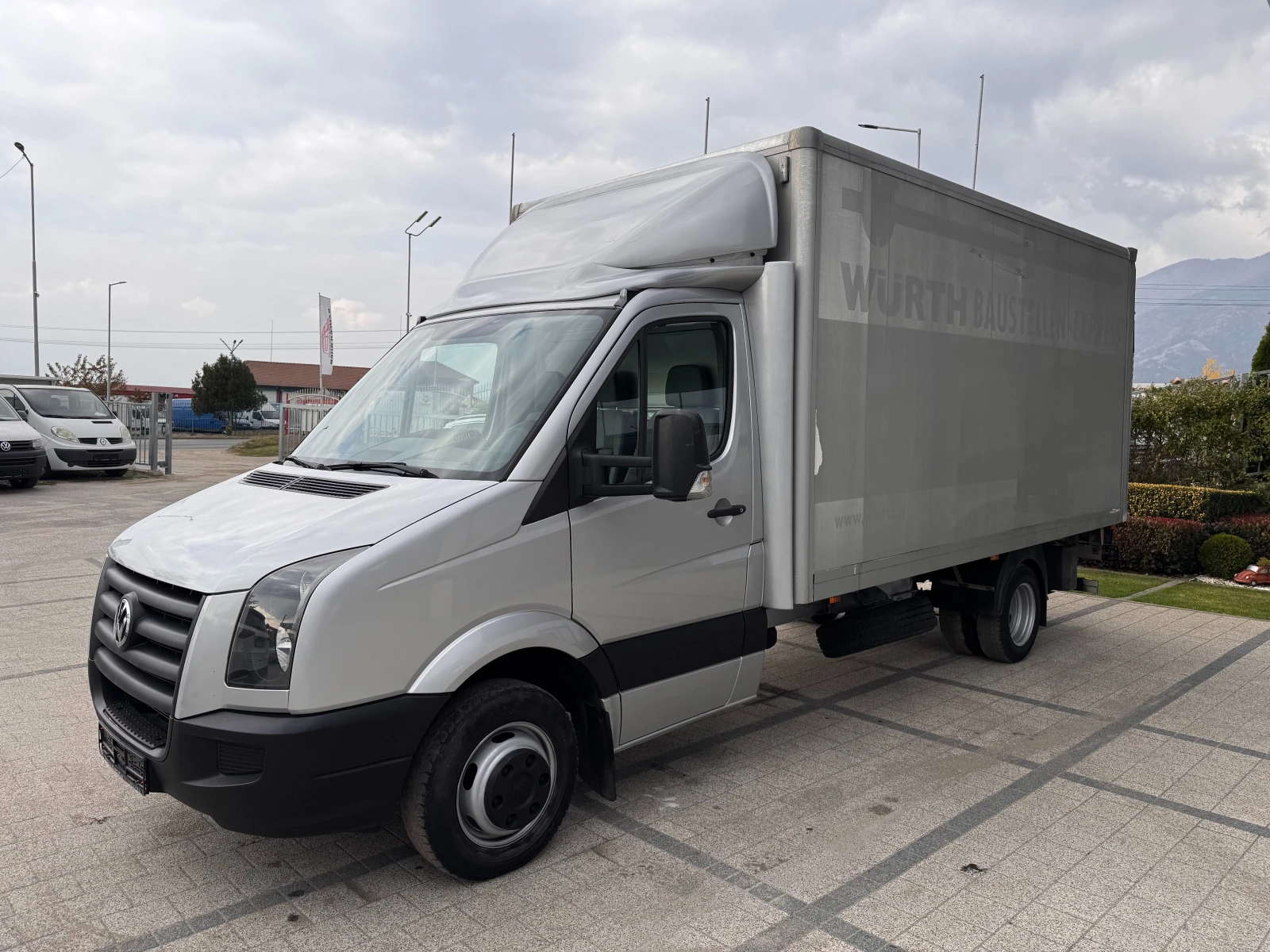 VW Crafter 2.5TDI 3.5т. 4.50м. Клима Падащ борд - изображение 3