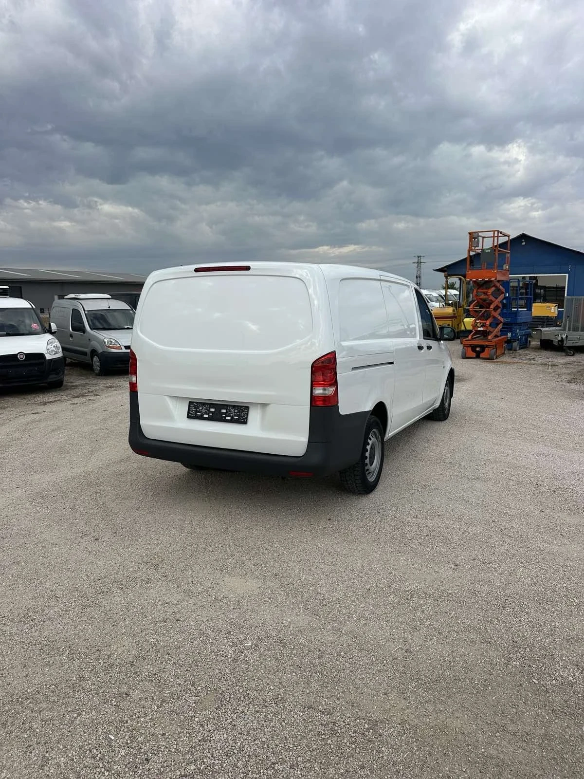 Mercedes-Benz Vito  - изображение 3