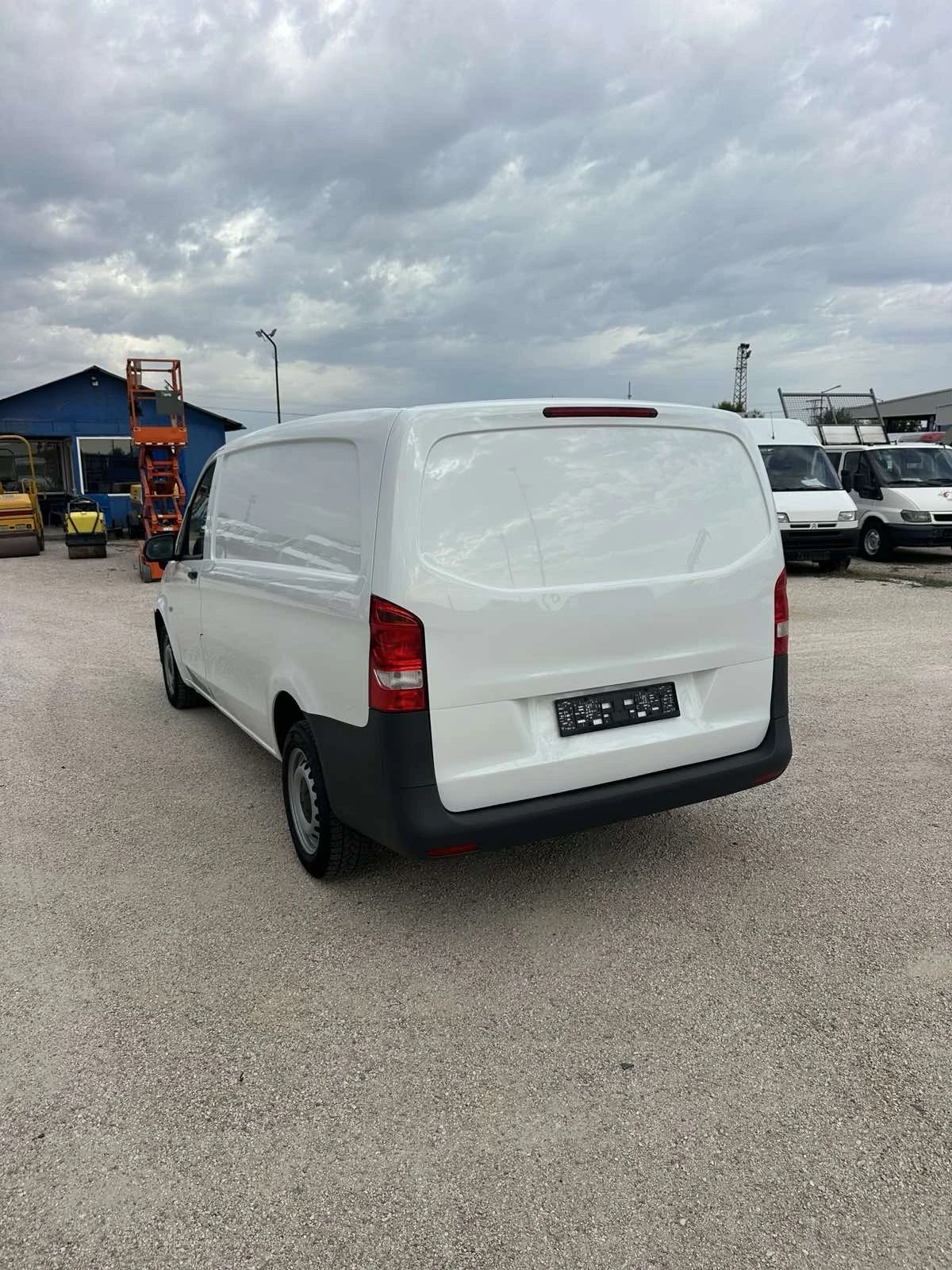 Mercedes-Benz Vito  - изображение 4