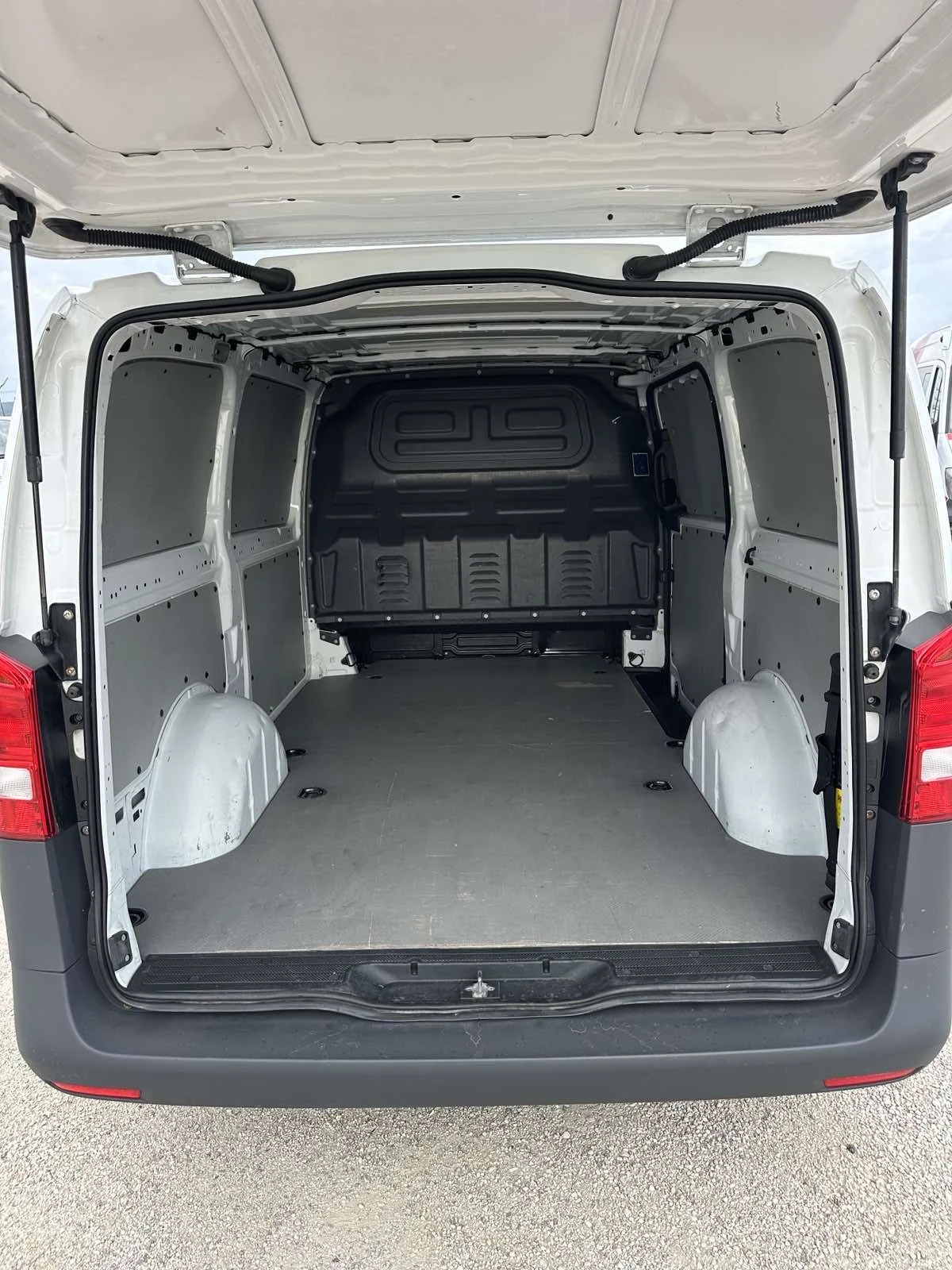 Mercedes-Benz Vito  - изображение 5